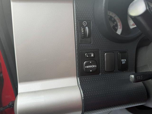 2012 Toyota FJ Cruiser 4WD 4dr Auto (Natl)