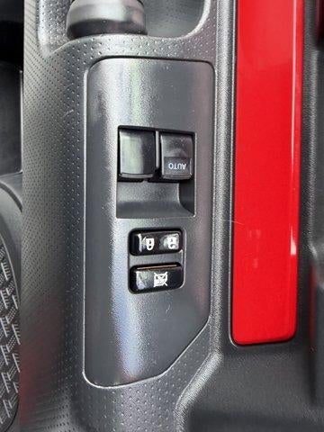 2012 Toyota FJ Cruiser 4WD 4dr Auto (Natl)