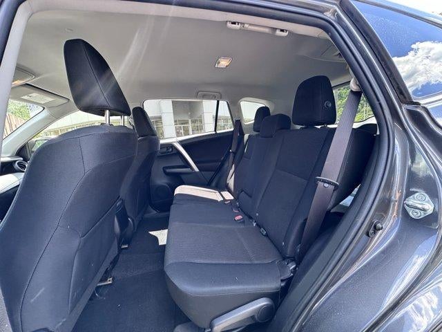 2016 Toyota RAV4 AWD 4dr LE (Natl)