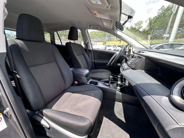 2016 Toyota RAV4 AWD 4dr LE (Natl)