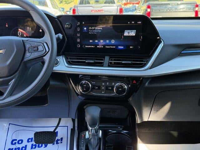 2025 Chevrolet Trax FWD 4dr LT