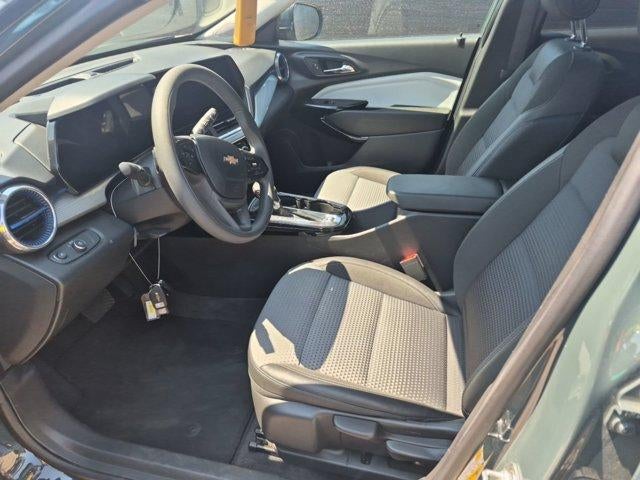 2025 Chevrolet Trax FWD 4dr LT