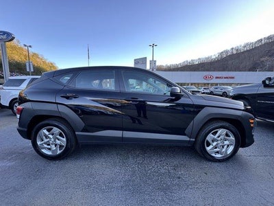 2024 Hyundai KONA SE FWD