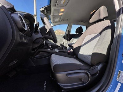 2022 Hyundai KONA SE Auto AWD