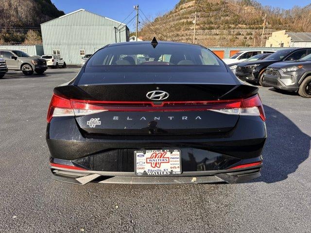 2021 Hyundai ELANTRA SE IVT