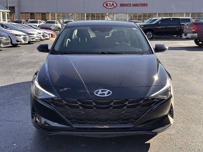 2021 Hyundai ELANTRA SE IVT