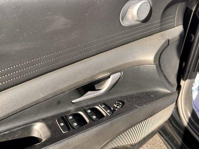 2021 Hyundai ELANTRA SE IVT