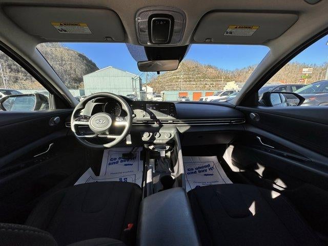 2021 Hyundai ELANTRA SE IVT