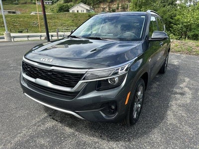 2023 Kia Seltos S IVT AWD