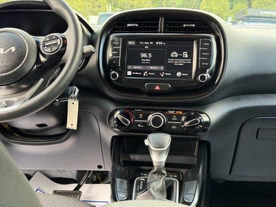 2025 Kia Soul LX FWD