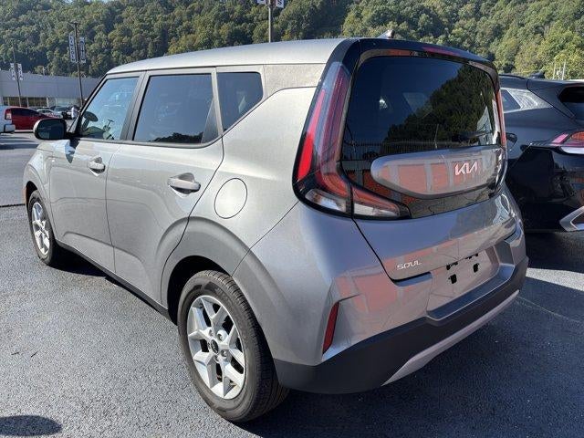 2025 Kia Soul LX FWD