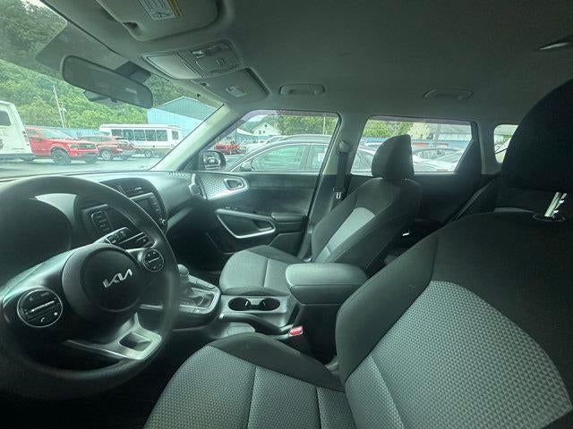 2023 Kia Soul LX IVT