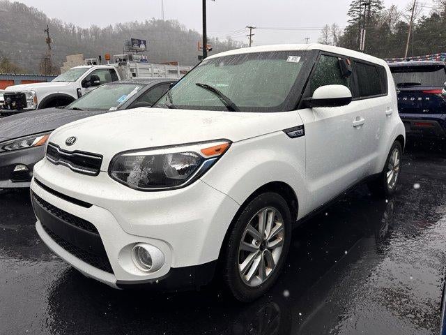 2019 Kia Soul + Auto