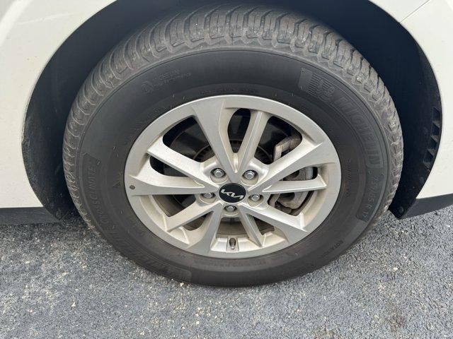 2024 Kia Carnival LX FWD w/Seat Pkg