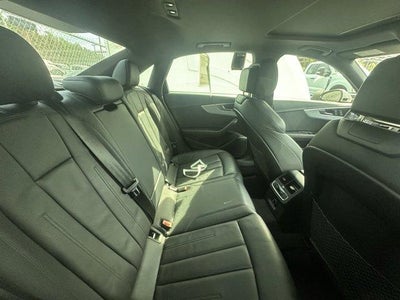 2019 Audi A4 Premium 45 TFSI quattro