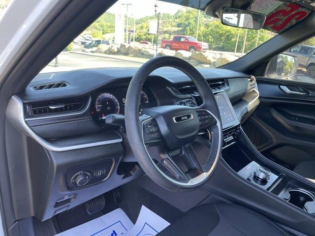 2025 Jeep Grand Cherokee L Laredo X 4x4