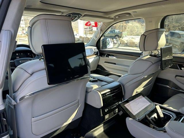 2023 Jeep Grand Wagoneer Series II 4x4