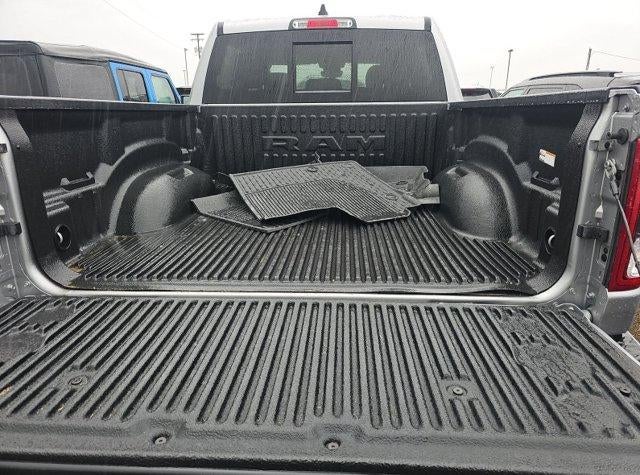 2023 RAM 1500 Big Horn 4x4 Crew Cab 5'7" Box