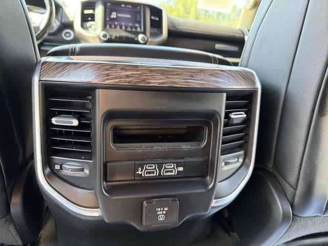 2019 RAM 1500 Laramie 4x4 Crew Cab 5'7" Box