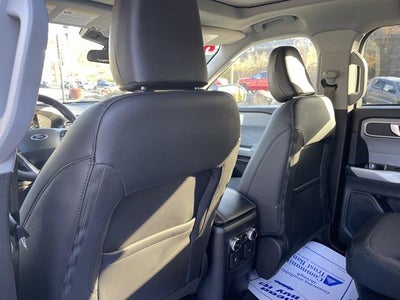 2023 Ford Explorer XLT 4WD