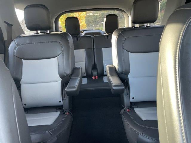 2023 Ford Explorer XLT 4WD