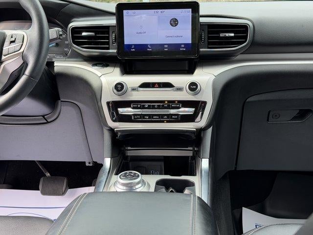 2023 Ford Explorer XLT 4WD