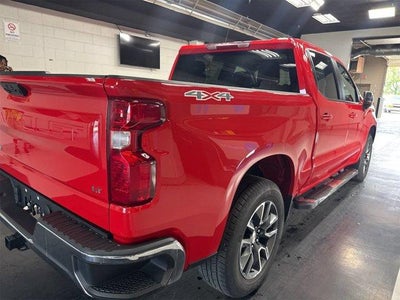 2023 Chevrolet Silverado 1500 Crew Cab Short Box 4-Wheel Drive LT 2FL