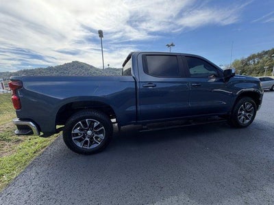 2024 Chevrolet Silverado 1500 Crew Cab Short Box 4-Wheel Drive LT 2FL