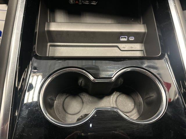 2025 Chevrolet Suburban 4WD Premier