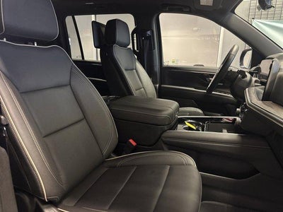 2025 Chevrolet Suburban 4WD Premier