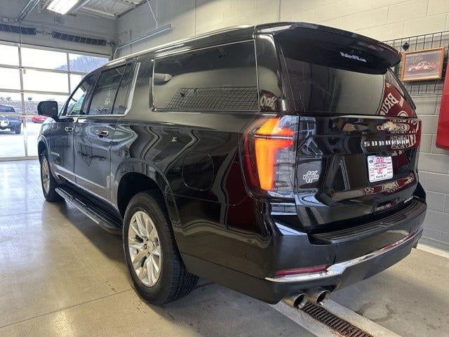 2025 Chevrolet Suburban 4WD Premier