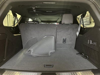 2025 Chevrolet Suburban 4WD Premier