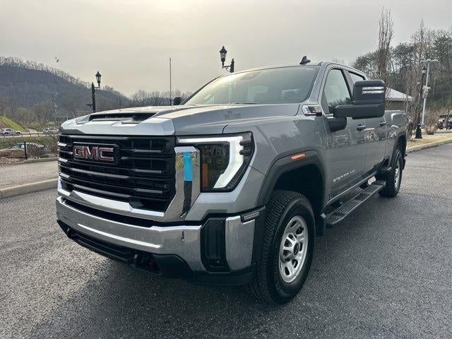 2024 GMC Sierra 2500 HD Crew Cab Standard Box 4-Wheel Drive Pro