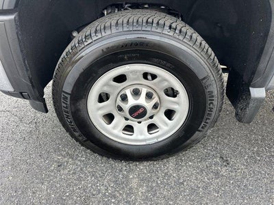 2024 GMC Sierra 2500 HD Crew Cab Standard Box 4-Wheel Drive Pro