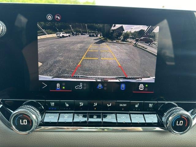 2026 GMC Canyon Crew Cab Short Box 4-Wheel Drive Denali