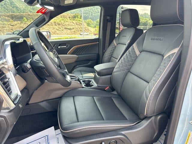 2026 GMC Canyon Crew Cab Short Box 4-Wheel Drive Denali