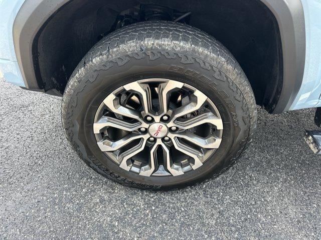 2026 GMC Canyon Crew Cab Short Box 4-Wheel Drive Denali