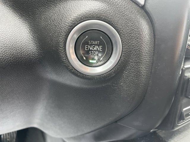 2019 GMC Sierra 1500 Crew Cab Short Box 4-Wheel Drive SLT