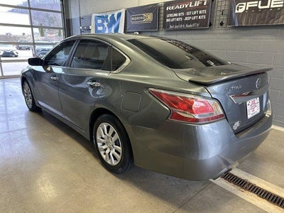 2014 Nissan Altima 4dr Sdn I4 2.5 S
