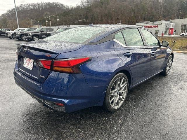 2024 Nissan Altima 2.0 SR Sedan