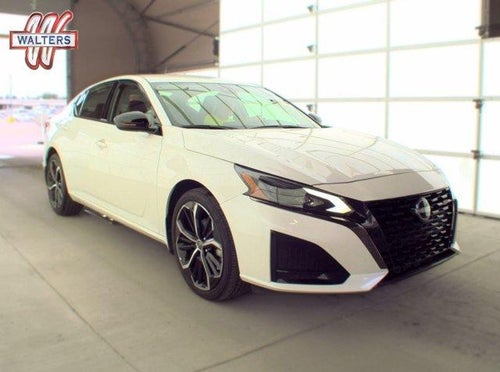 2025 Nissan Altima SR AWD