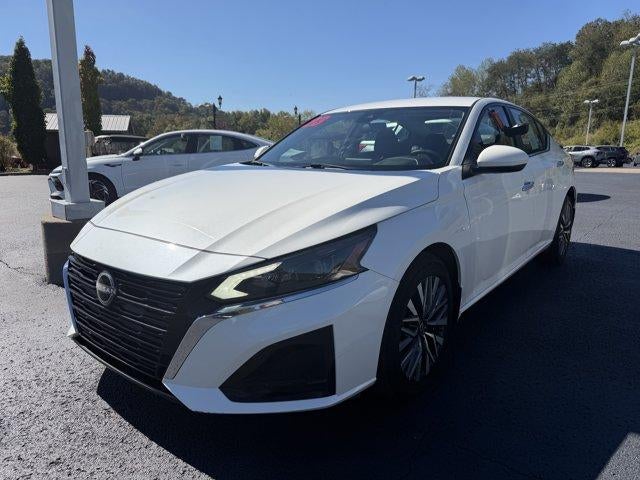 2023 Nissan Altima 2.5 SV AWD Sedan