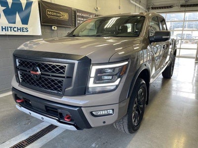 2021 Nissan Titan 4x4 Crew Cab PRO-4X