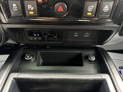 2021 Nissan Titan 4x4 Crew Cab PRO-4X