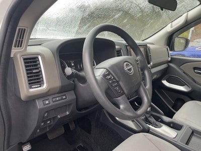 2022 Nissan Frontier Crew Cab 4x4 SV Auto