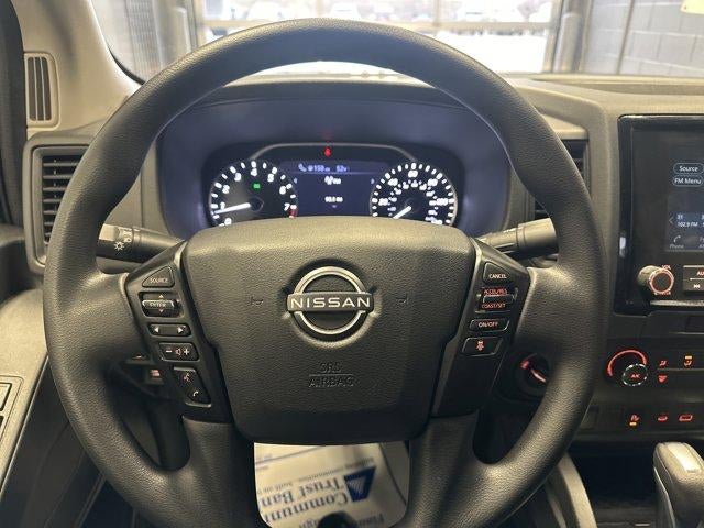 2022 Nissan Frontier Crew Cab 4x4 S Auto