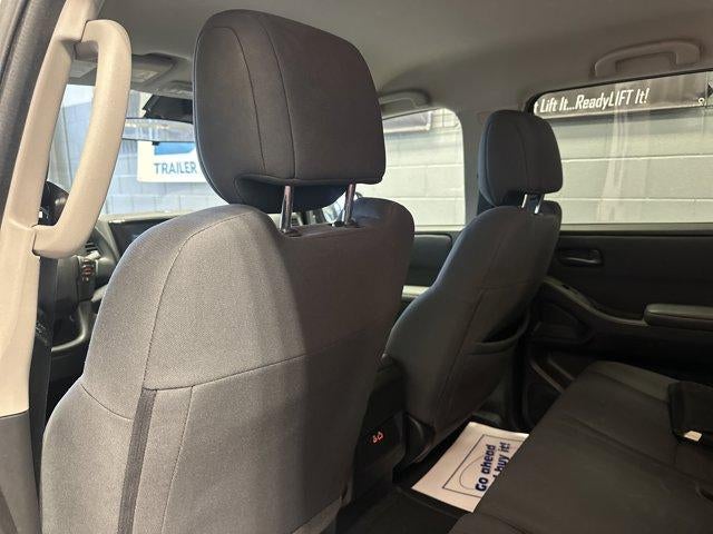 2022 Nissan Frontier Crew Cab 4x4 S Auto