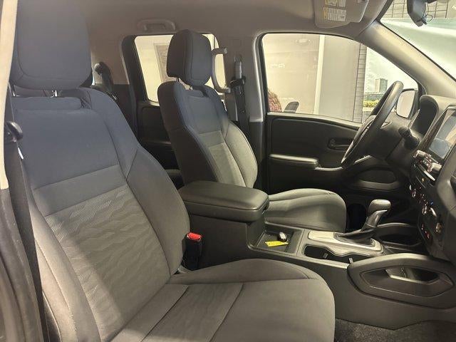 2022 Nissan Frontier Crew Cab 4x4 S Auto