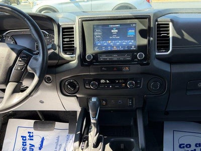2023 Nissan Frontier Crew Cab 4x4 SV Auto