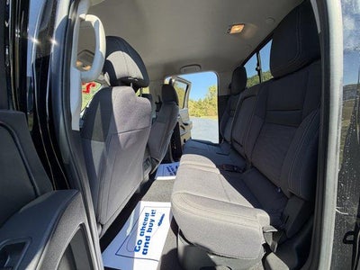 2023 Nissan Frontier Crew Cab 4x4 SV Auto